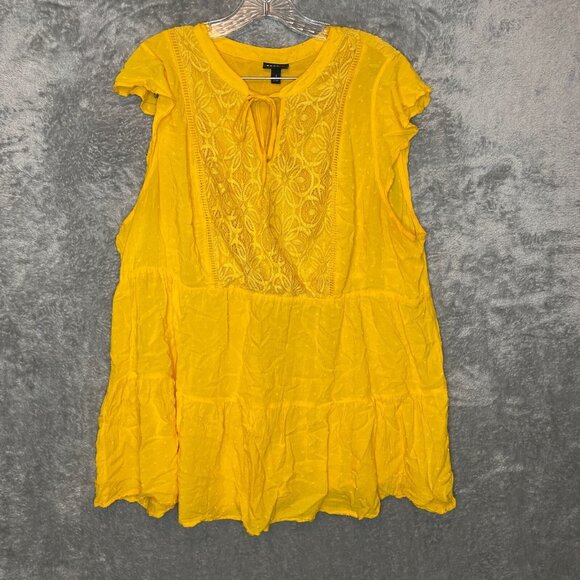 Torrid 3 Women Girly Boho Lace Chiffon Swiss Dot Crochet Inset Tie Front Top 3X - Picture 1 of 12